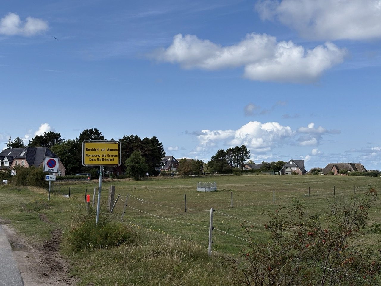 Fahrradtour Amrum: Amrum-Rundtour: Einmal um die Insel – vom Fähranleger über Steenodde, Nebel und Norddorf zum Leuchtturm