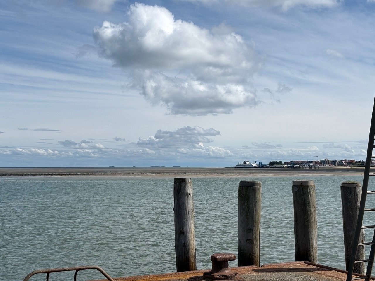 Fahrradtour Amrum: Amrum-Rundtour: Einmal um die Insel – vom Fähranleger über Steenodde, Nebel und Norddorf zum Leuchtturm